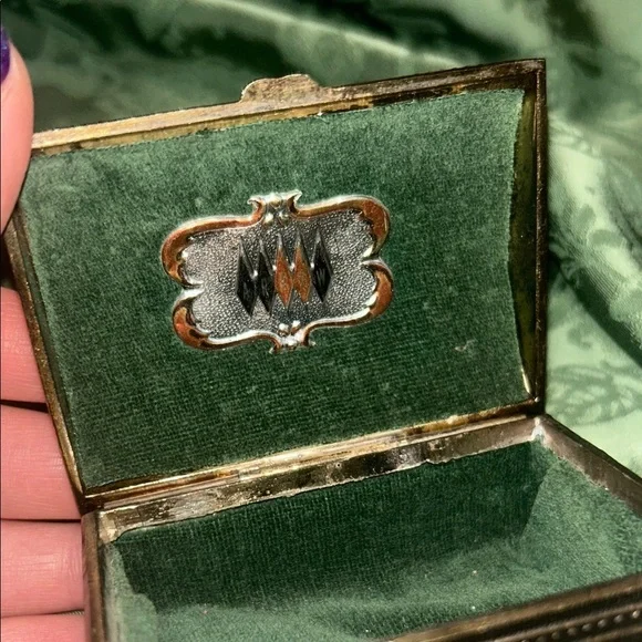 Mini Treasure Chest Vintage Style Black and Gold Jewelry Box - Picture 4 of 7